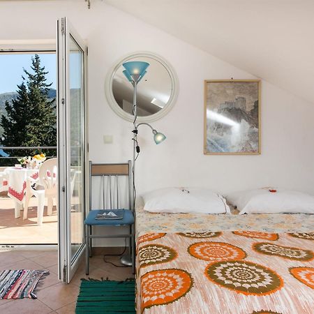 Apartments Marija - 50M From Beach Zaton  Bagian luar foto