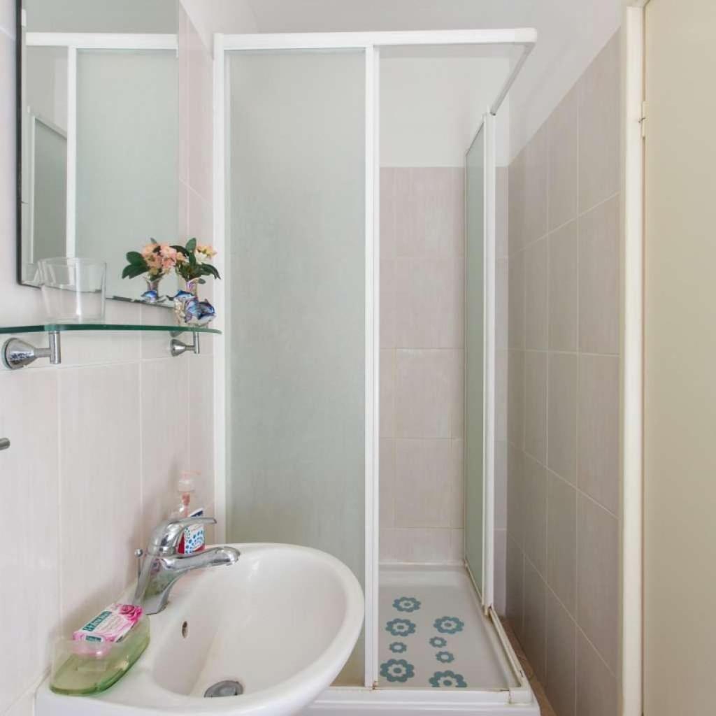 Apartments Marija - 50M From Beach Zaton  Bagian luar foto
