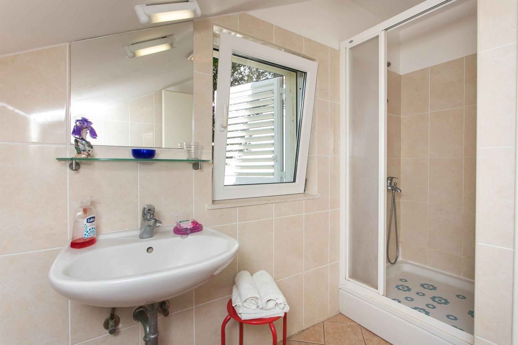Apartments Marija - 50M From Beach Zaton  Bagian luar foto
